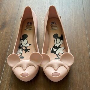 Size 2 Mel dreamed by Melissa Disney Mickey Minnie shoes